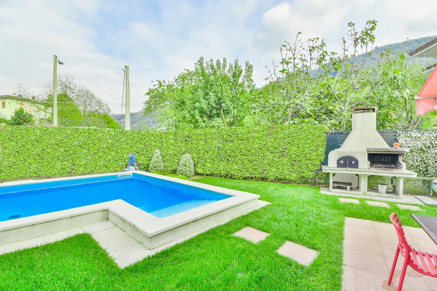 Jane E Jolie Holiday Home Private Swimming Pool ヴァルブローナ エクステリア 写真