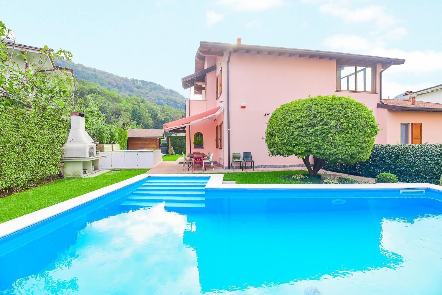 Jane E Jolie Holiday Home Private Swimming Pool ヴァルブローナ エクステリア 写真